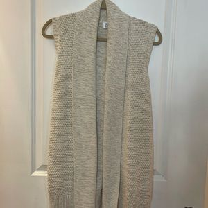 GAP Sleeveless Cardigan